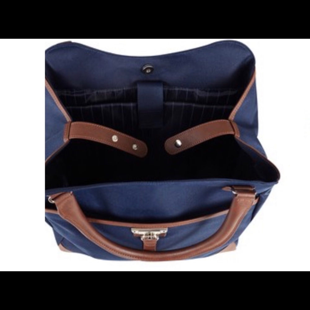 Luxury tote bag Chaps Tote Bag Brand 16x13.5x8 1.5lb Final Price - Picture 4 of 5